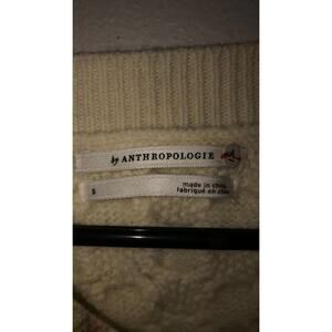 Anthropologie Lambs Wool crop sweater Small